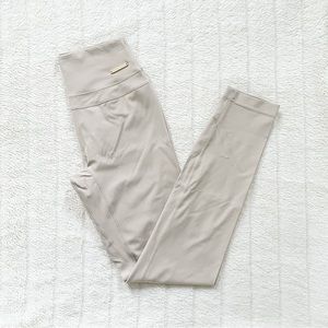 Whitney High Rise Leggings in Mink